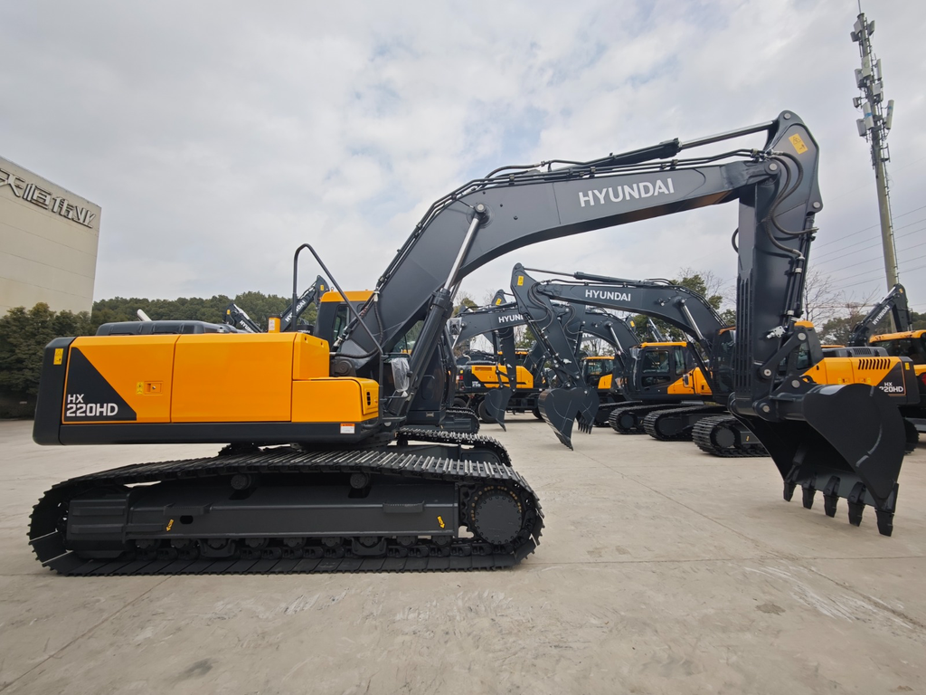 HYUNDAI HX 220HD